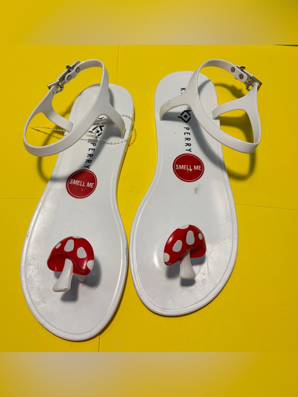 Katy Perry The Geli Jelly Thong Sandals Buckle Ankle Strap White/Red Sz 9M/39